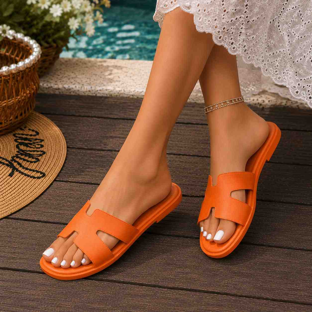 Elegant Women's Flat Slide Sandals