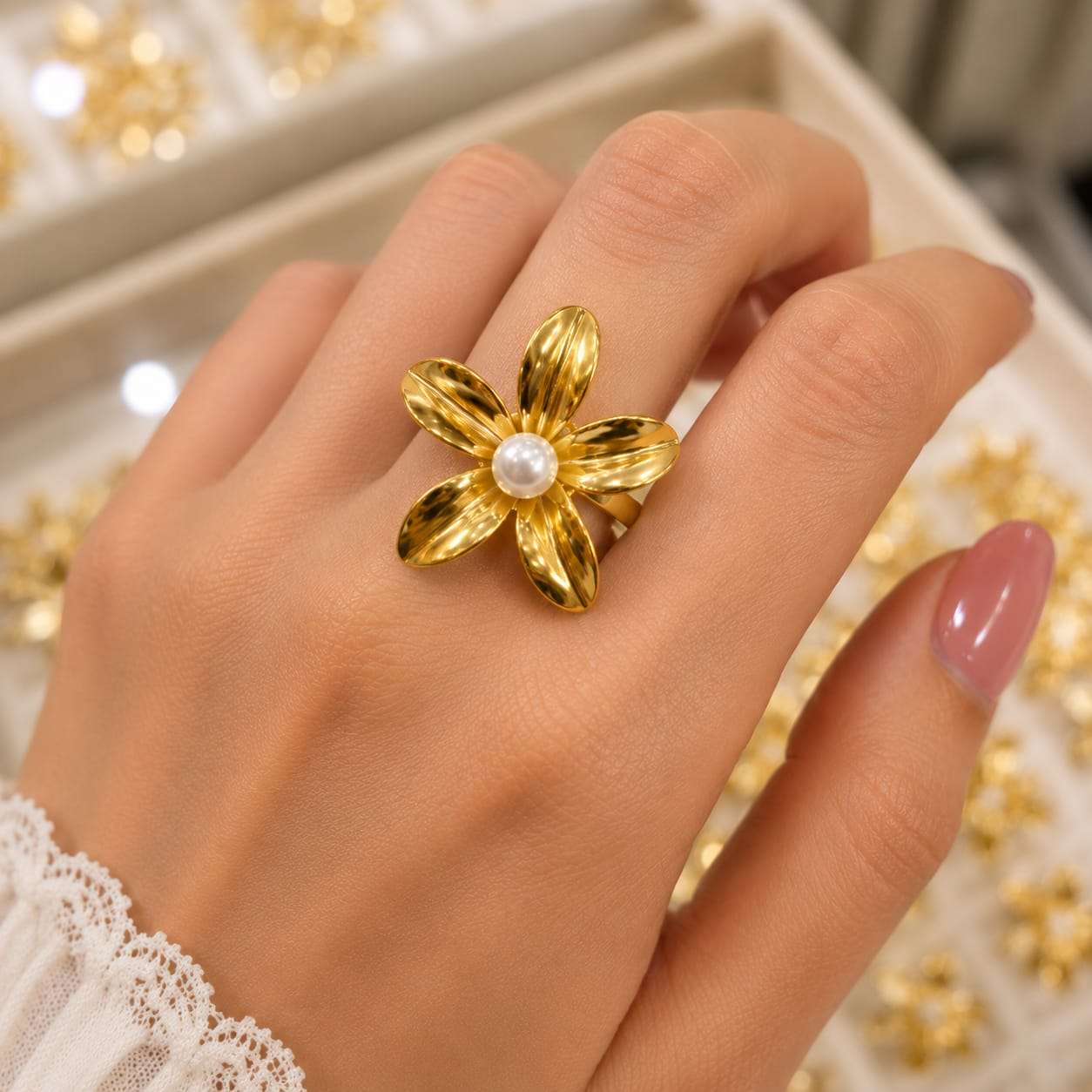 Bague Fleur Dorée avec Perle